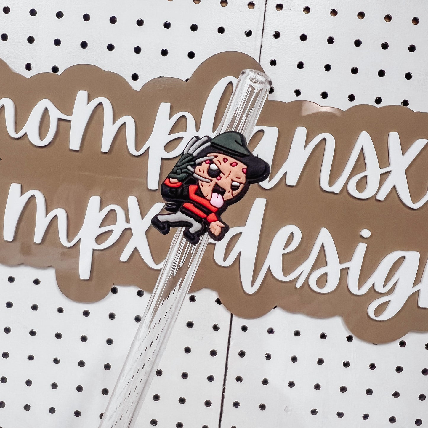 Freddy Straw Charm